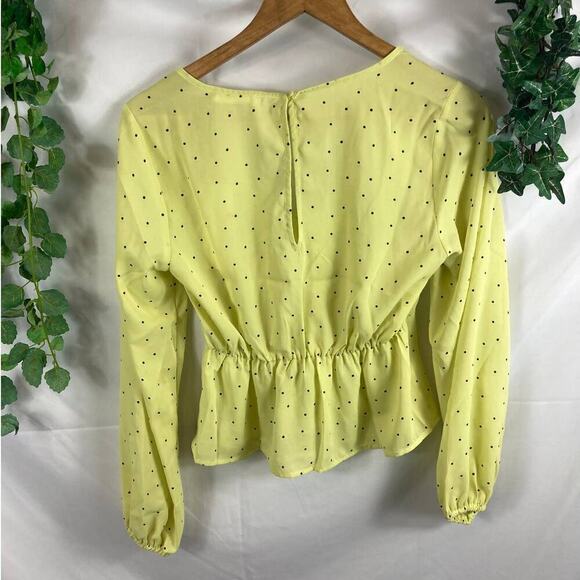 NWT Lush Polka dot v neck blouse - Picture 4 of 4